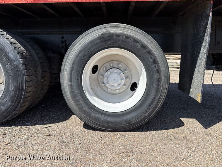 image for item EW4298 2009 International 7500 flatbed truck