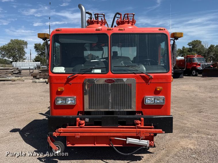 image for item EW4299 2005 Peterbilt 320 paint striper truck
