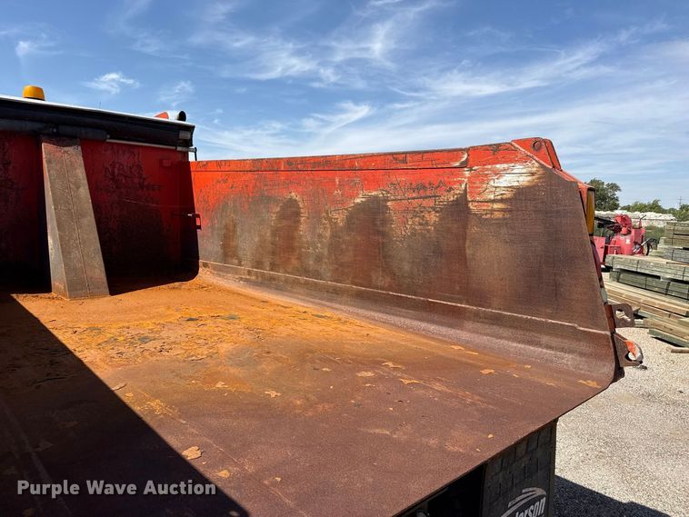 image for item EW4300 2007 International 7400 dump truck