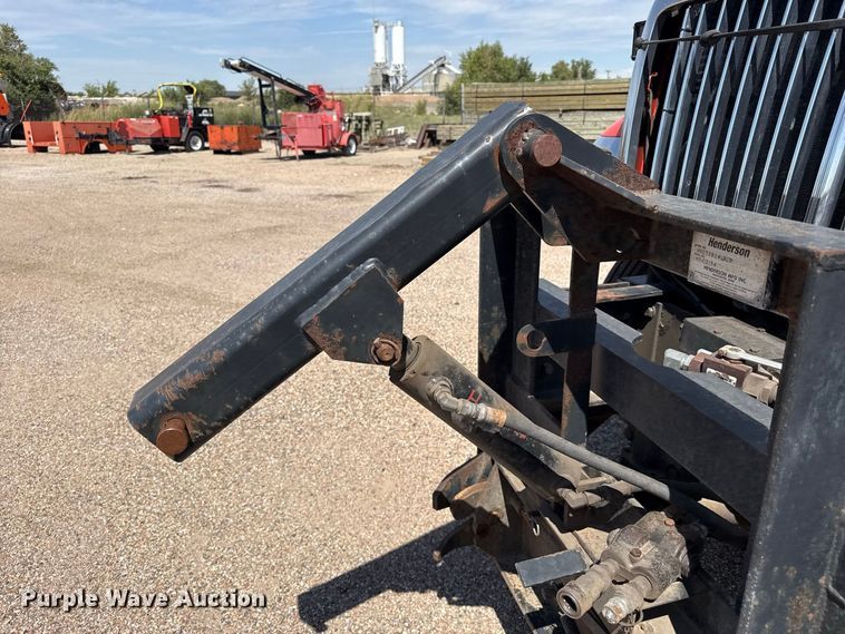 image for item EW4300 2007 International 7400 dump truck
