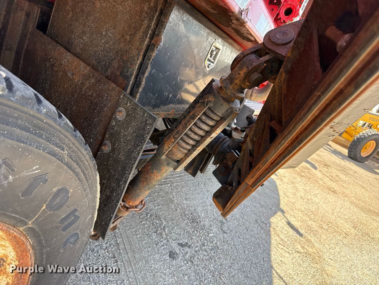 image for item EW4301 2009 Sterling L-Line dump truck