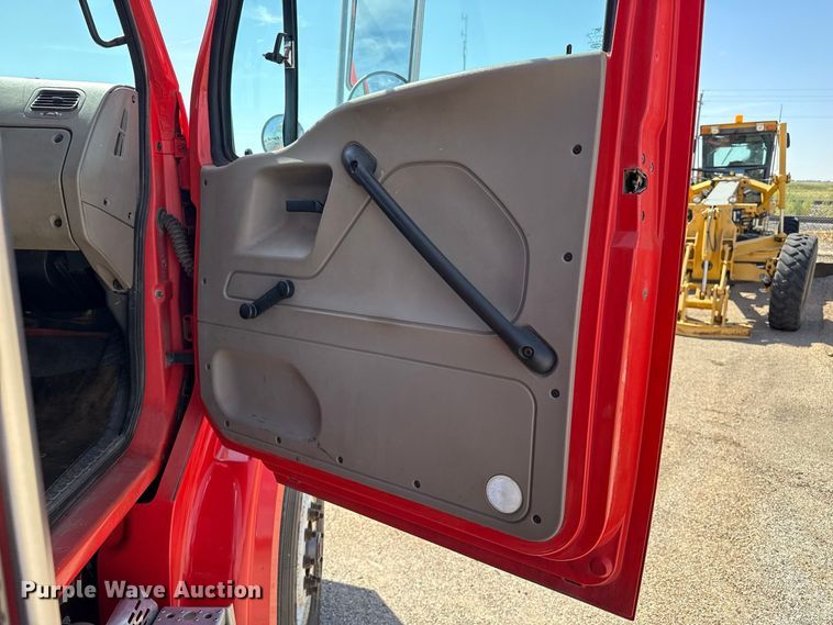 image for item EW4301 2009 Sterling L-Line dump truck