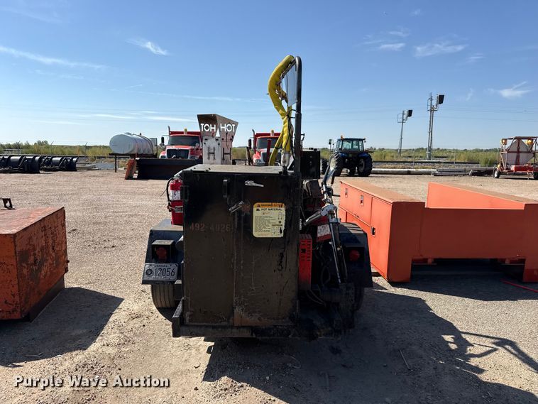 image for item EW4302 2006 Cimline 110 Magma melter applicator