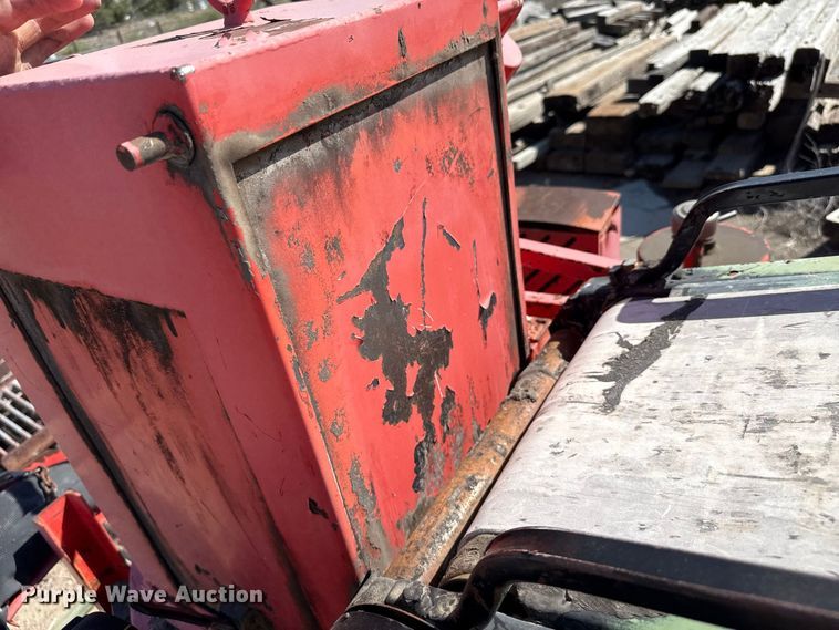 image for item EW4303 Crafco melter applicator