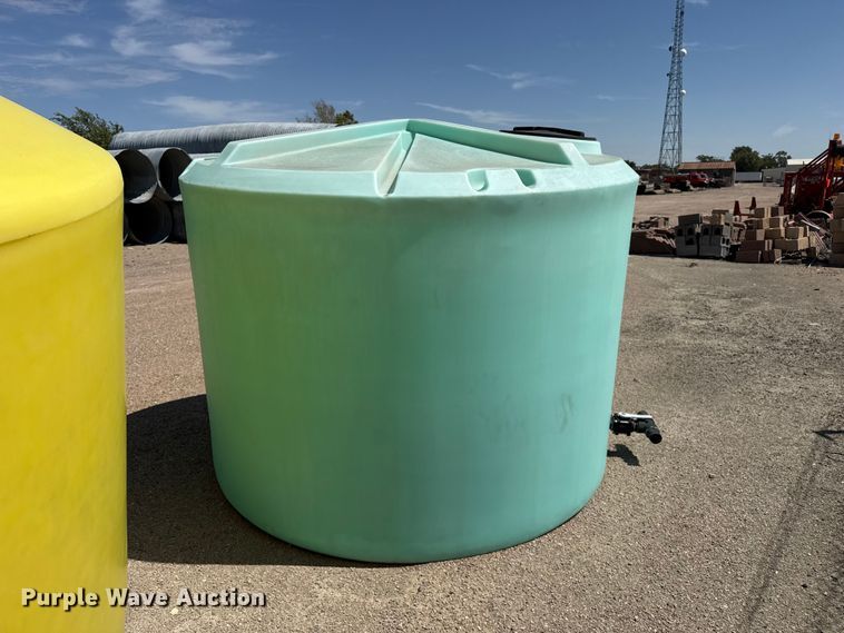 image for item EW4305 Poly tank