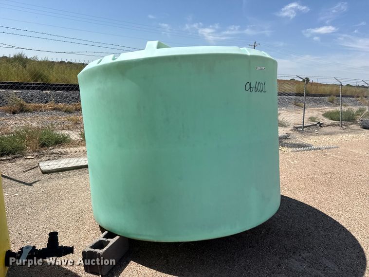 image for item EW4307 Poly tank