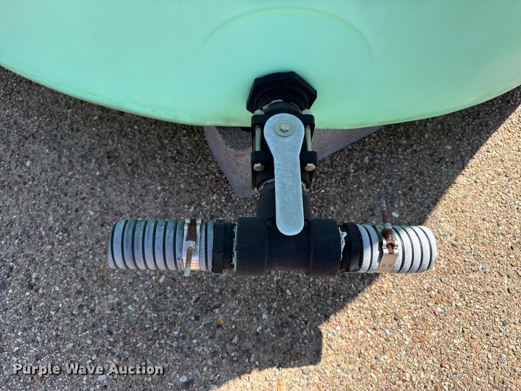 image for item EW4307 Poly tank