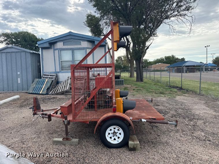 image for item EW4308 Traffic signal trailer