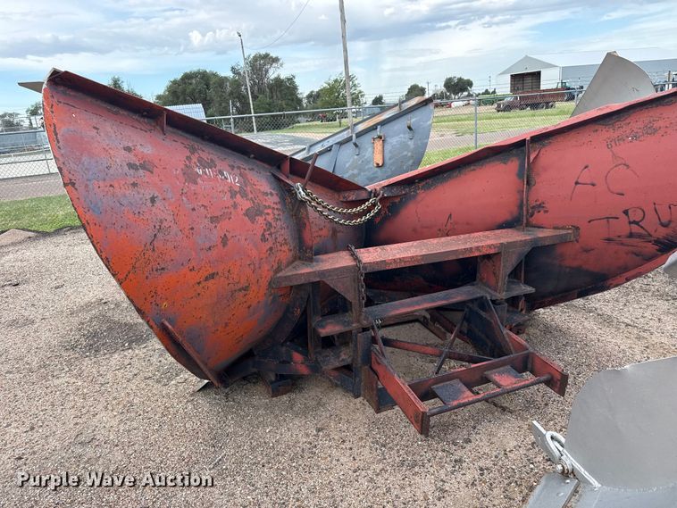 image for item EW4309 Balderson V-plow