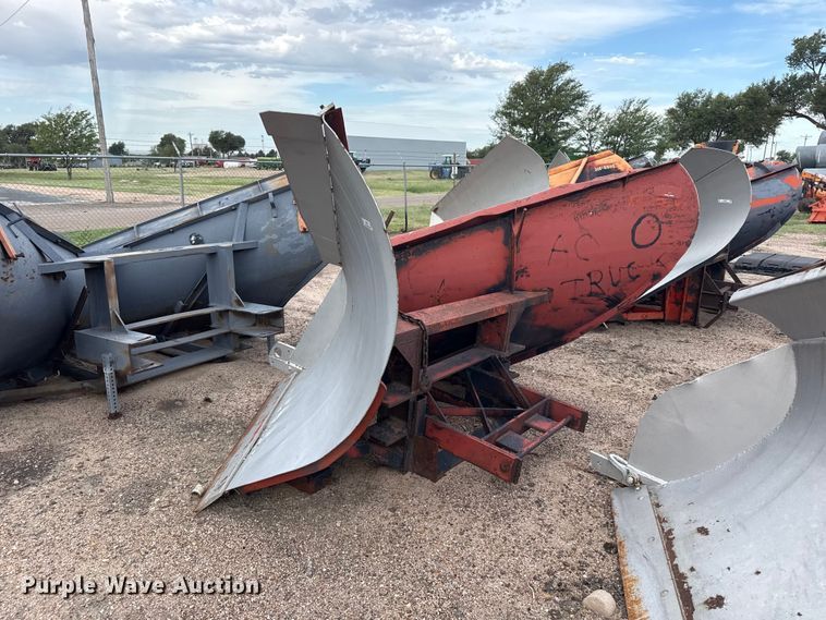 image for item EW4309 Balderson V-plow