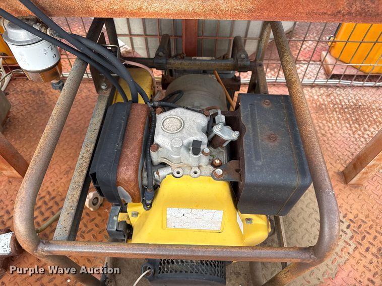 image for item EW4313 Traffic signal trailer