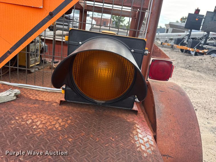 image for item EW4313 Traffic signal trailer