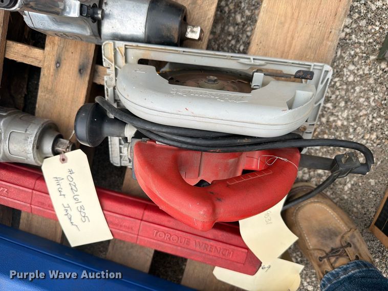 image for item FB0767 Tools