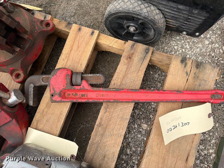 image for item FB0767 Tools