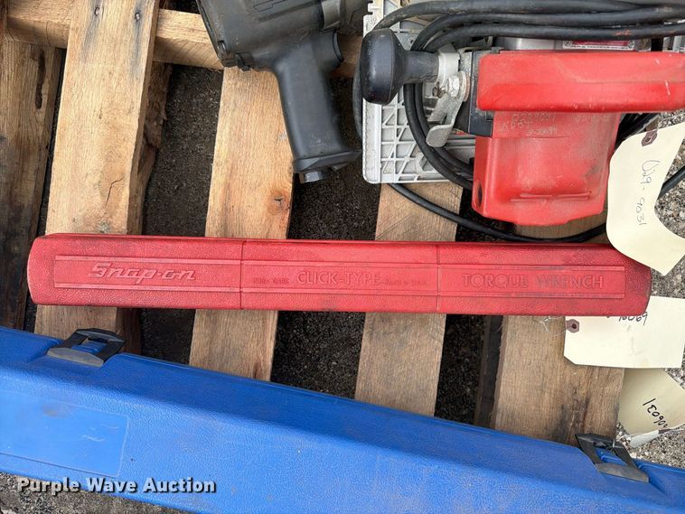 image for item FB0767 Tools