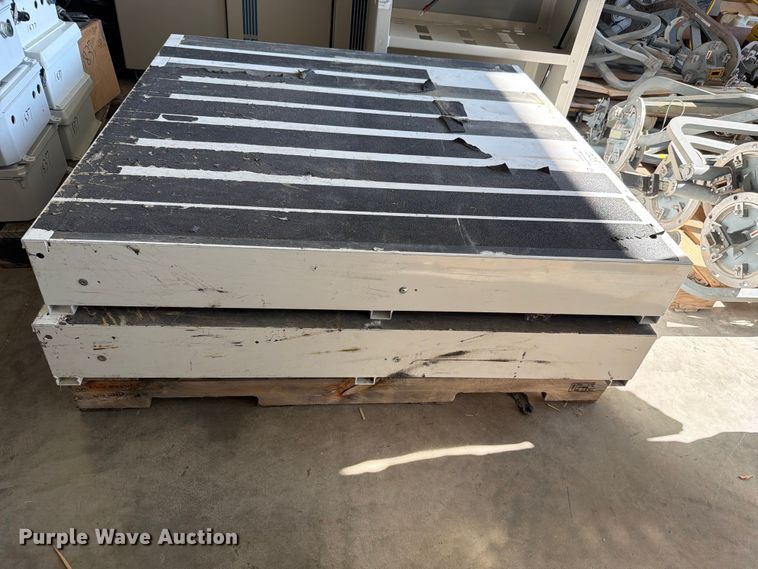 image for item FC4743 (2) Weather Guard Itemizer 318-3 drawer units