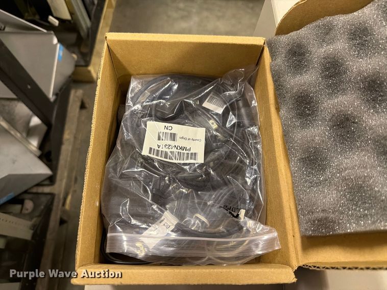 image for item FC4749 (26) Motorola radios
