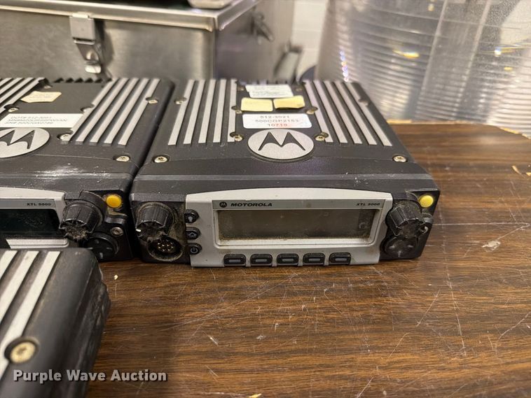 image for item FC4749 (26) Motorola radios