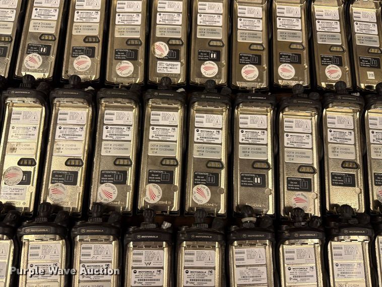 image for item FC4750 (322) Motorola radios