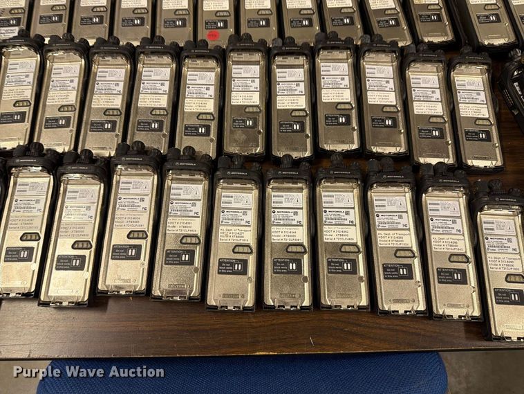 image for item FC4750 (322) Motorola radios