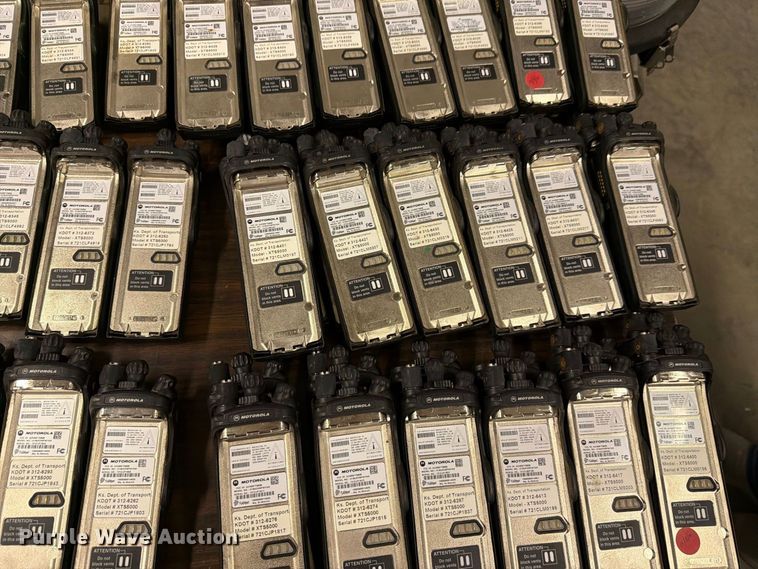 image for item FC4750 (322) Motorola radios