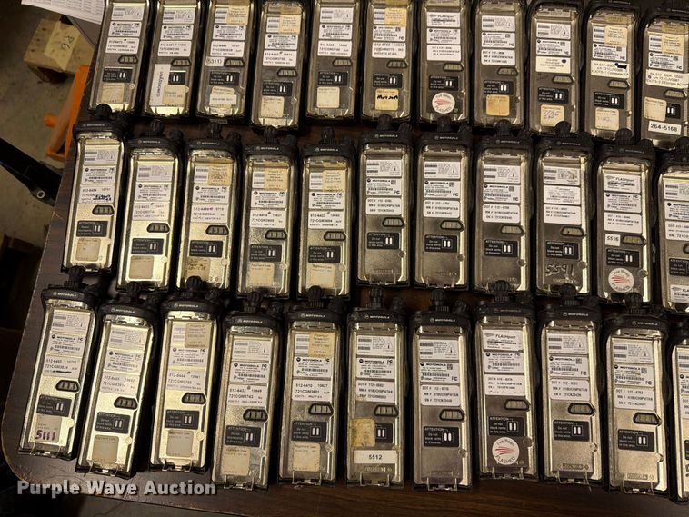 image for item FC4750 (322) Motorola radios