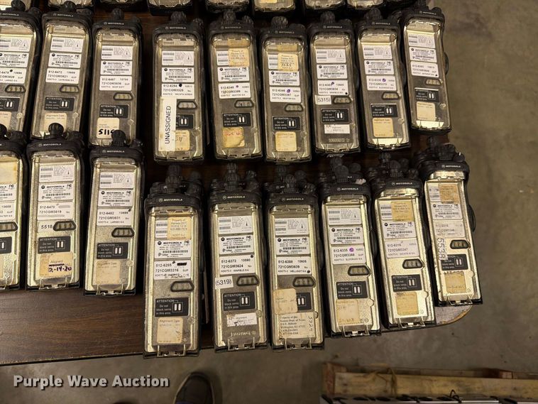 image for item FC4750 (322) Motorola radios