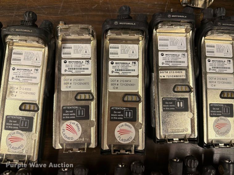 image for item FC4750 (322) Motorola radios