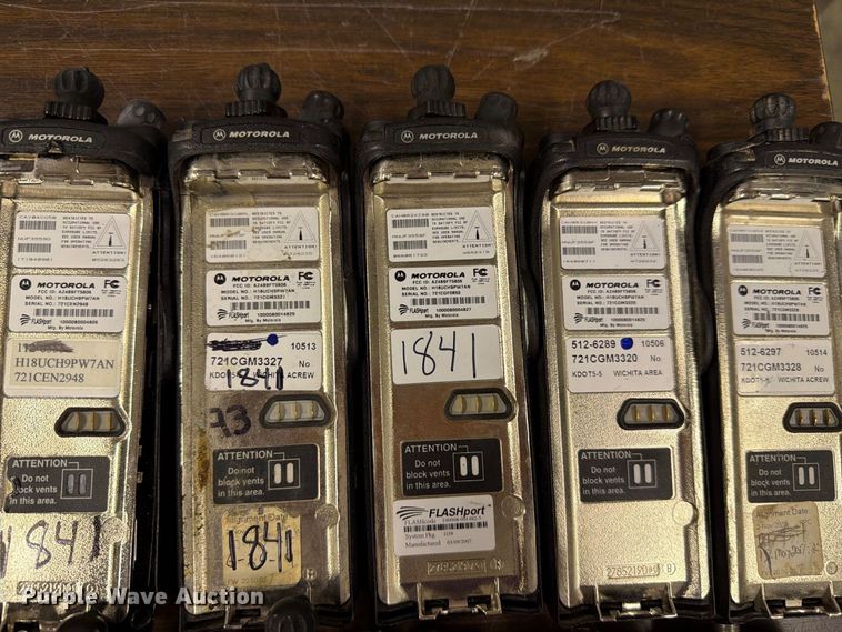 image for item FC4750 (322) Motorola radios