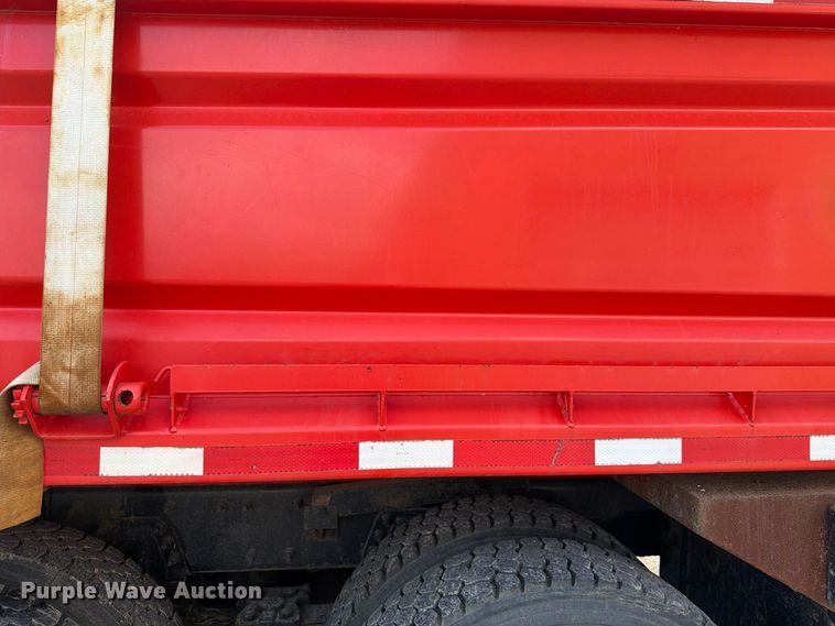 image for item FH6297 2007 International WorkStar 7400 dump truck