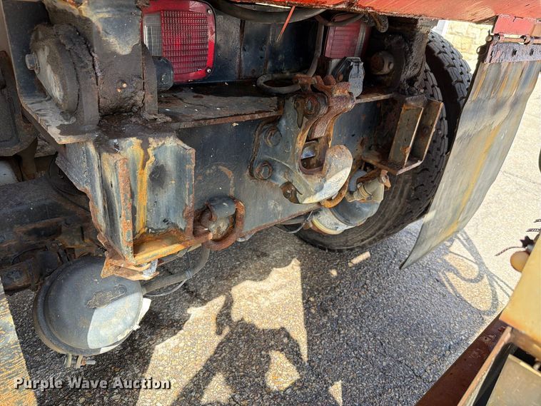 image for item FH6297 2007 International WorkStar 7400 dump truck
