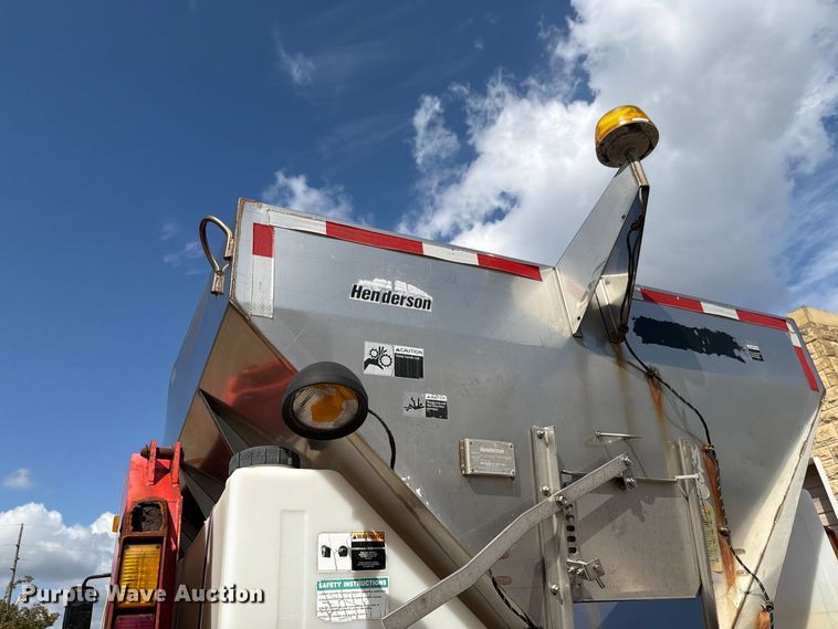 image for item FH6297 2007 International WorkStar 7400 dump truck