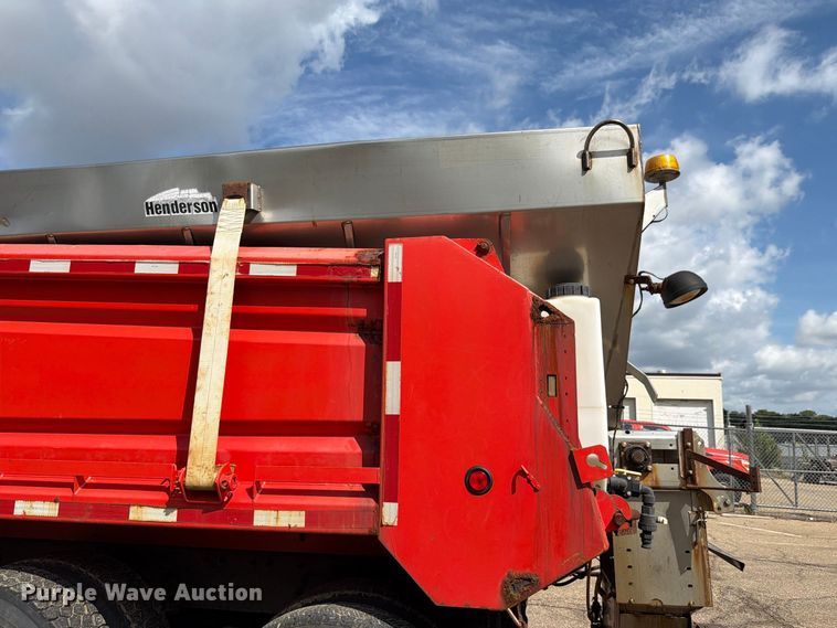 image for item FH6297 2007 International WorkStar 7400 dump truck