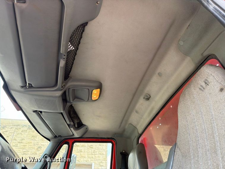 image for item FH6297 2007 International WorkStar 7400 dump truck