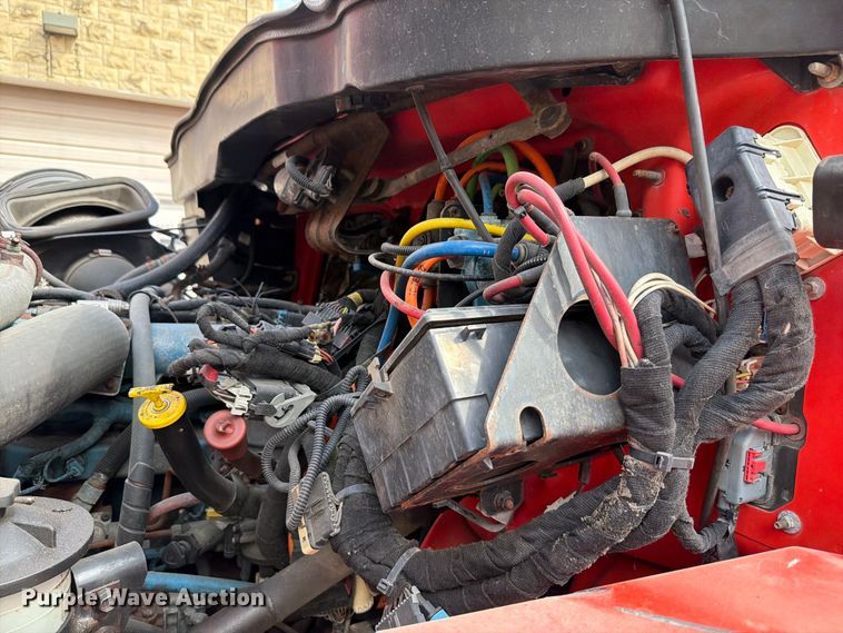 image for item FH6297 2007 International WorkStar 7400 dump truck