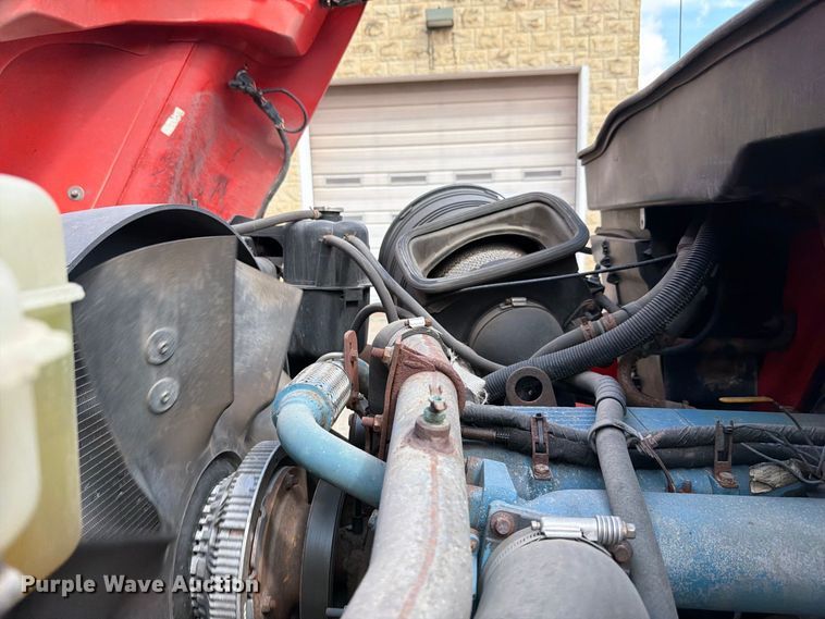 image for item FH6297 2007 International WorkStar 7400 dump truck