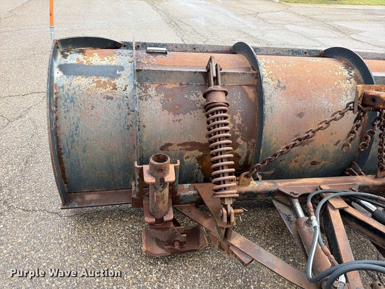 image for item FH6315 2007 International 7400 dump truck