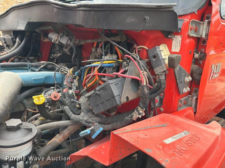 image for item FH6315 2007 International 7400 dump truck