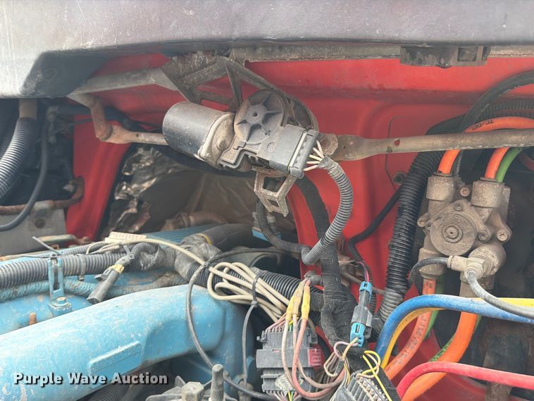 image for item FH6315 2007 International 7400 dump truck