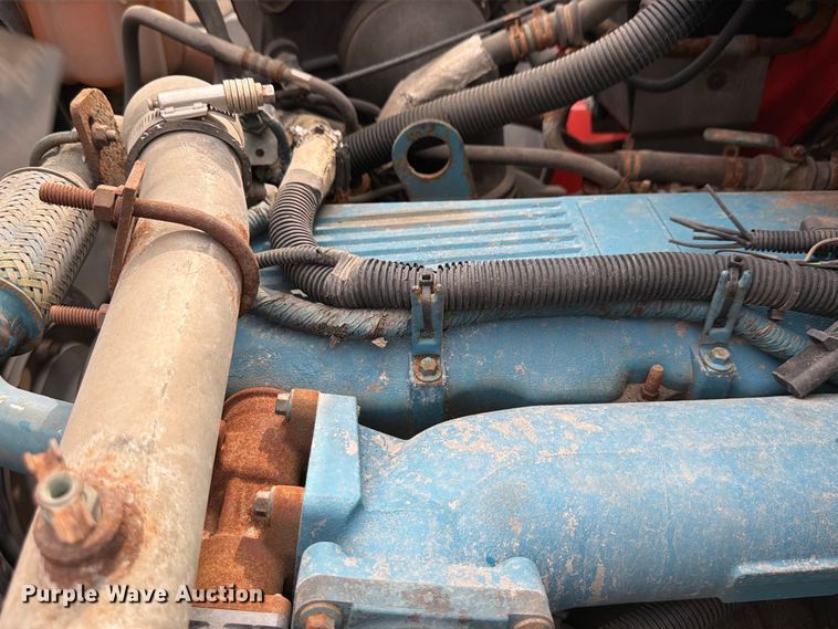 image for item FH6315 2007 International 7400 dump truck