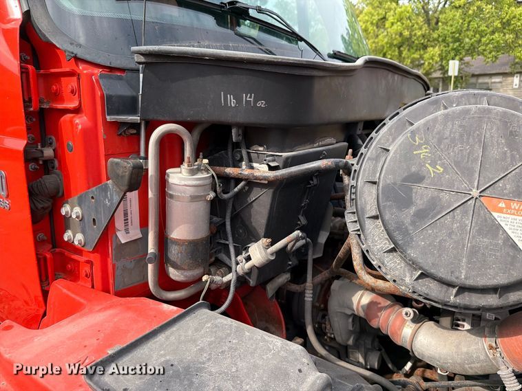 image for item FH6315 2007 International 7400 dump truck