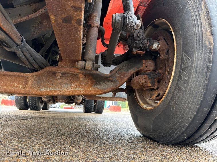 image for item FH6315 2007 International 7400 dump truck