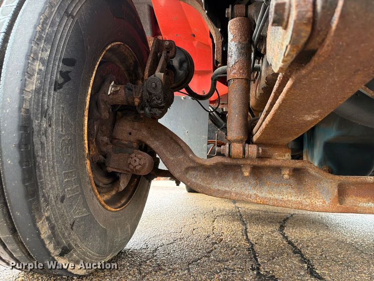 image for item FH6315 2007 International 7400 dump truck