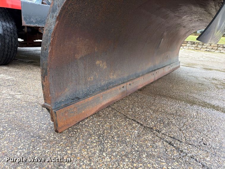 image for item FH6316 2009 Sterling L7500 dump truck