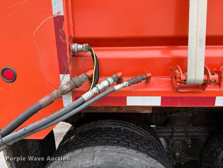 image for item FH6316 2009 Sterling L7500 dump truck