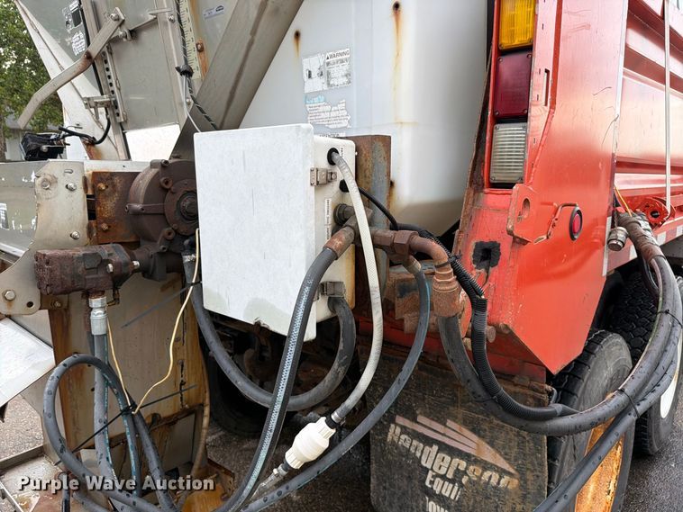 image for item FH6316 2009 Sterling L7500 dump truck
