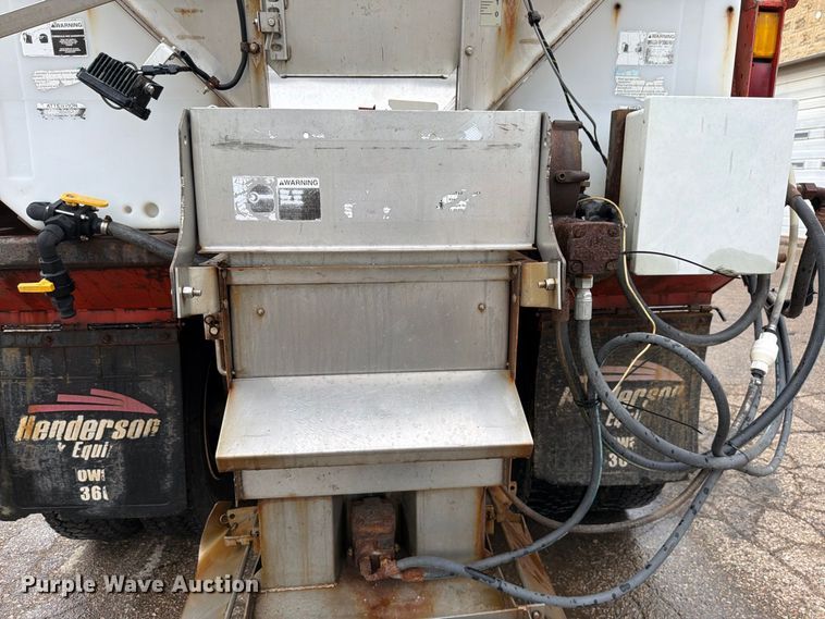 image for item FH6316 2009 Sterling L7500 dump truck