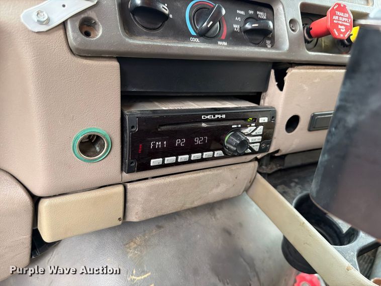 image for item FH6316 2009 Sterling L7500 dump truck