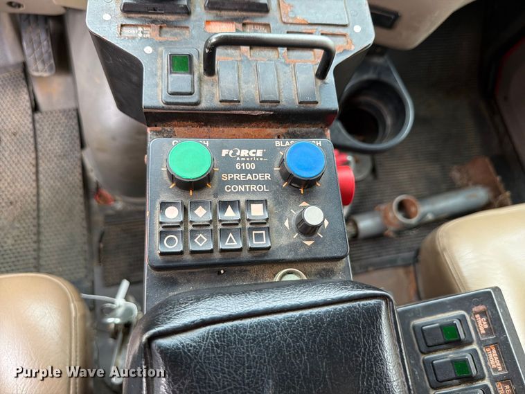image for item FH6316 2009 Sterling L7500 dump truck