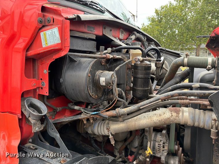 image for item FH6316 2009 Sterling L7500 dump truck